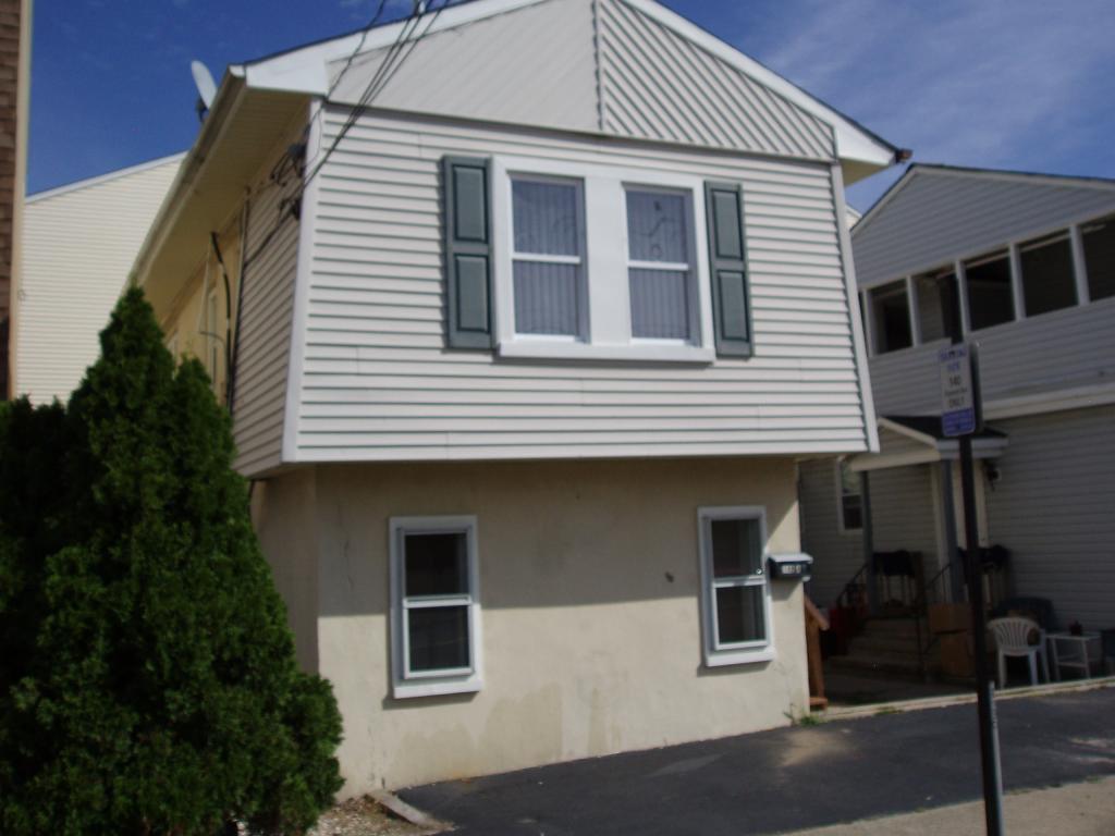 MLS #/Web ID: 2712390