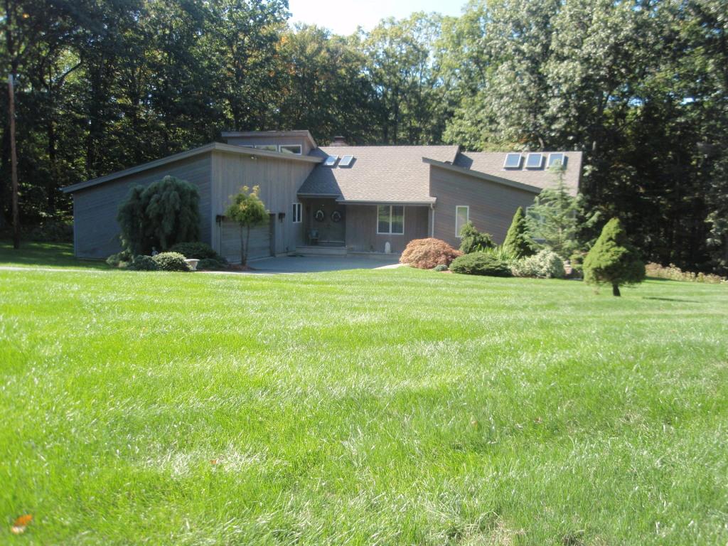 MLS #/Web ID: 2715090