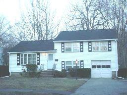 19 TACONIC RD