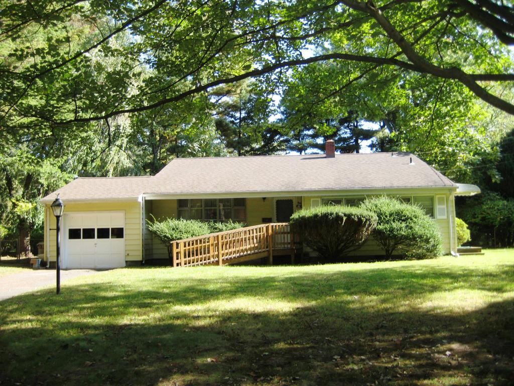 MLS #/Web ID: 2719890