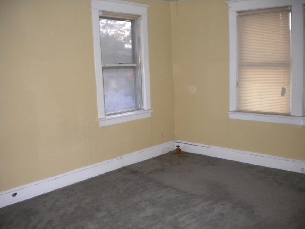 MLS #/Web ID: 2722690