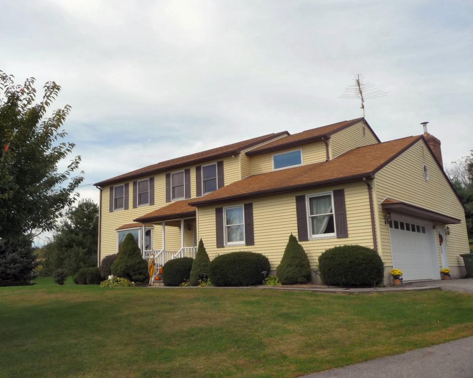 MLS #/Web ID: 2722990