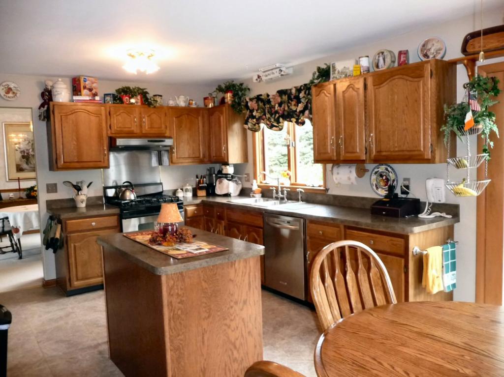 MLS #/Web ID: 2722990