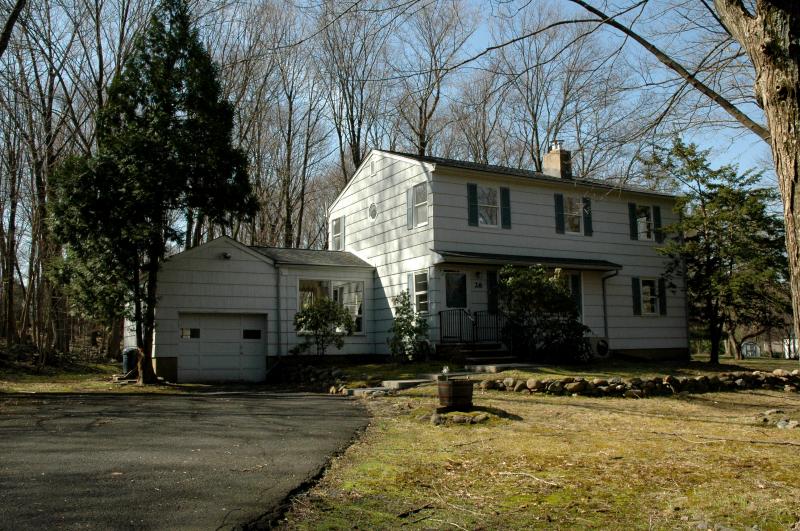 MLS #/Web ID: 2723590