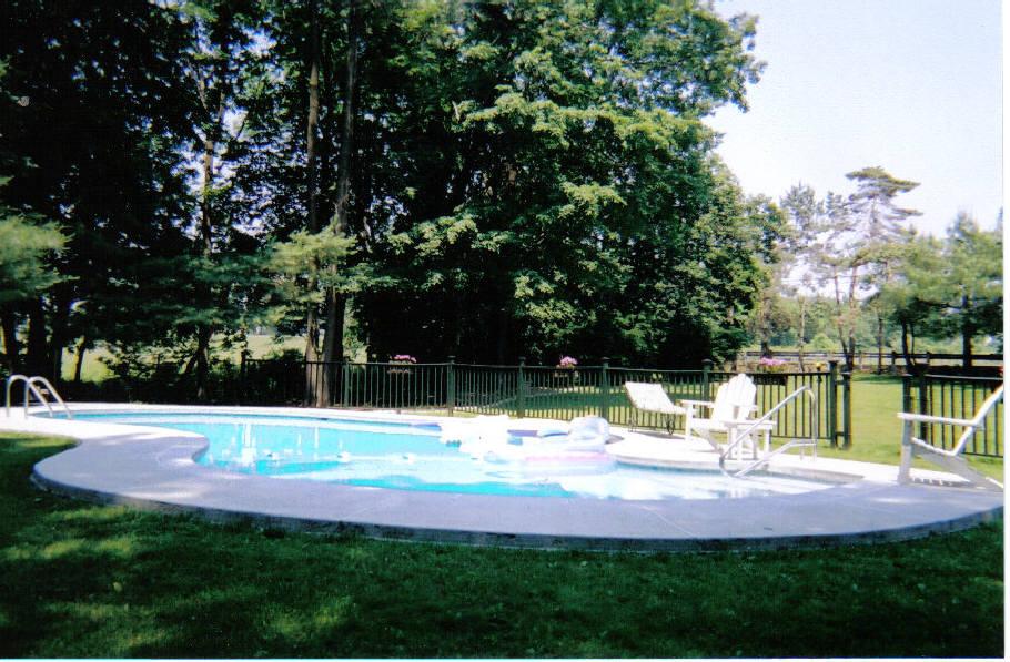 MLS #/Web ID: 2725290