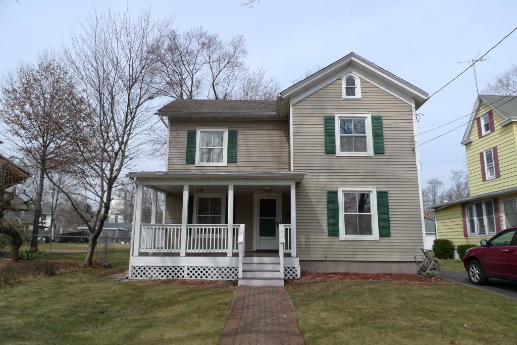 MLS #/Web ID: 2663391