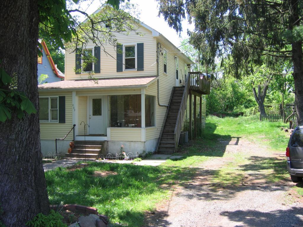 433 Main Street