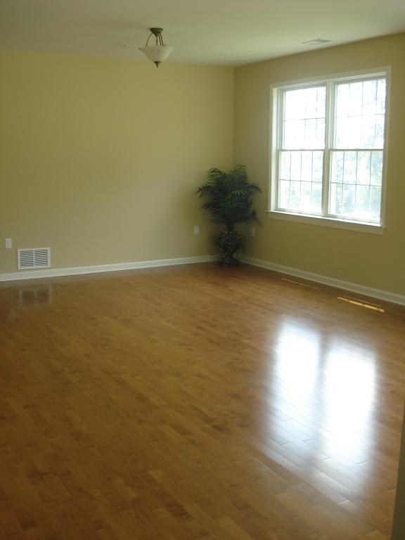 12 ZACHARY WAY