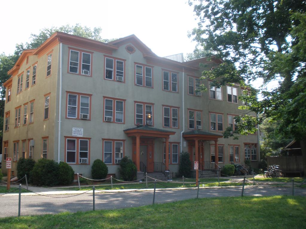 MLS #/Web ID: 2704391
