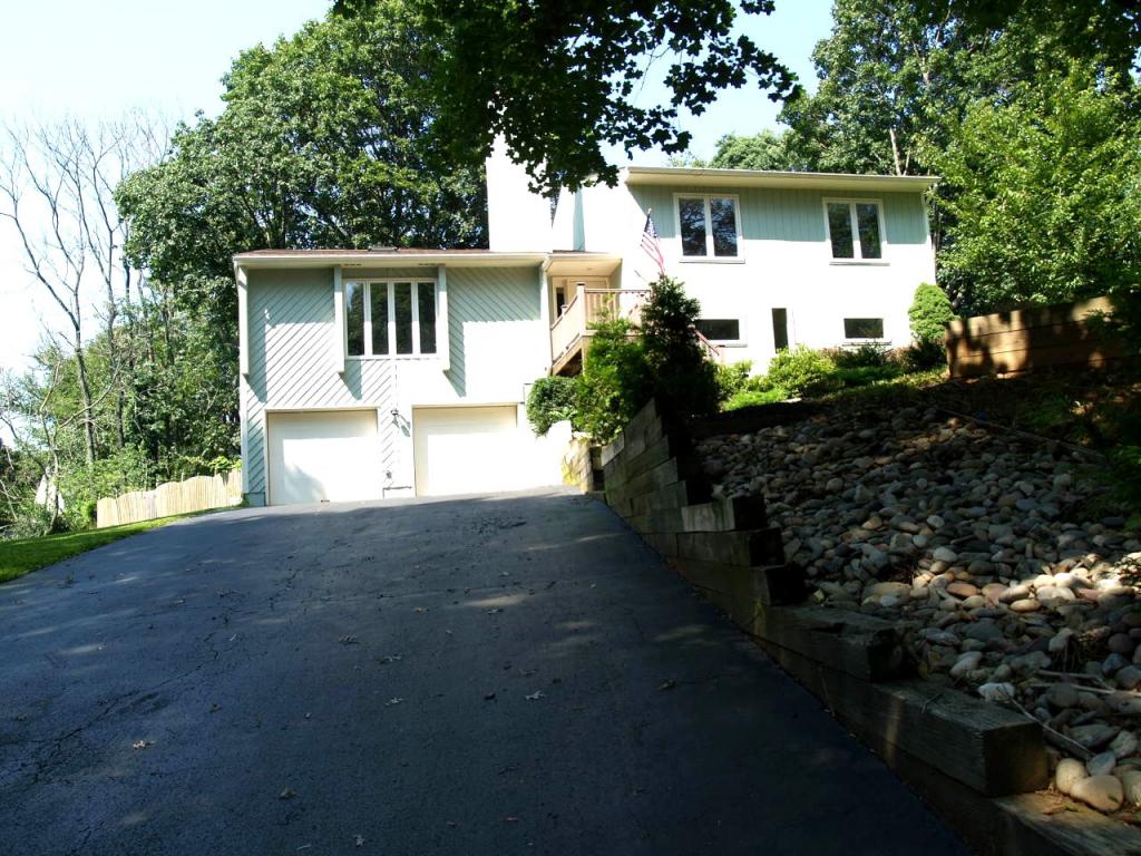 MLS #/Web ID: 2706691