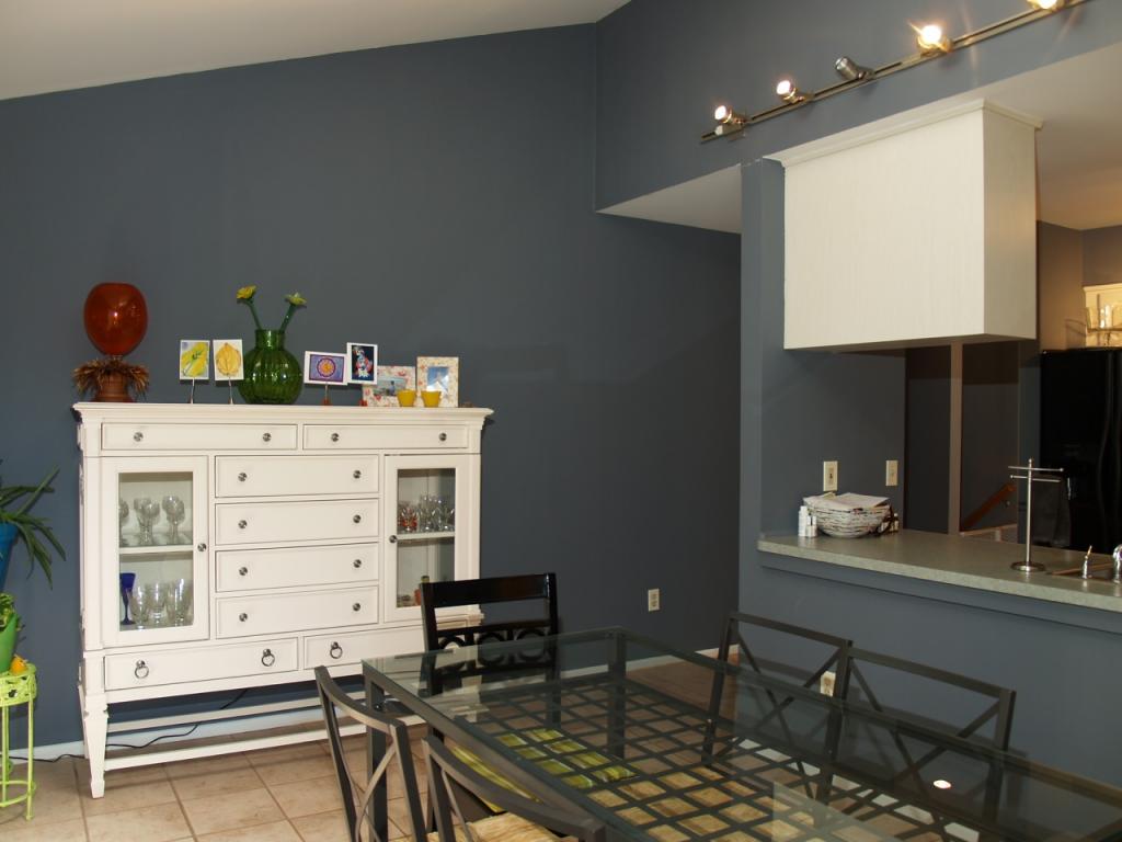 MLS #/Web ID: 2706691