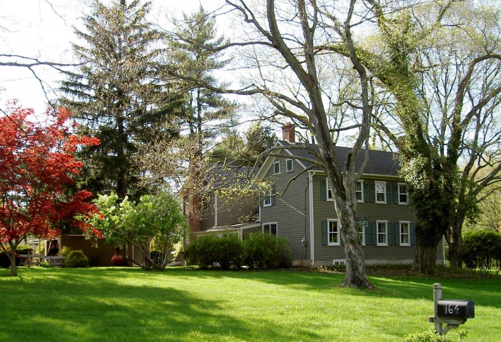 MLS #/Web ID: 2706991