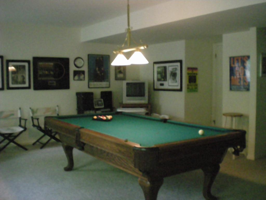 6 Murray Hill Manor