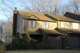 15 HERITAGE CT