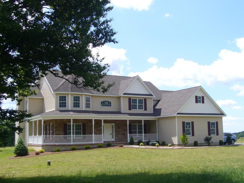 MLS #/Web ID: 2712191