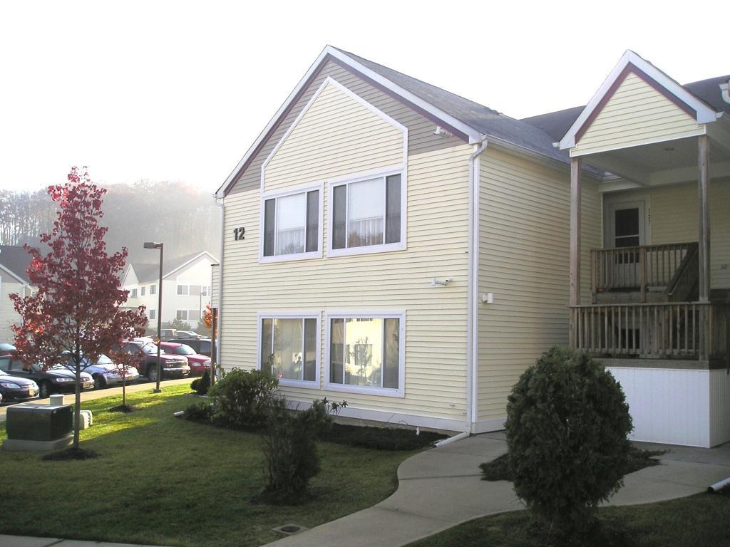 MLS #/Web ID: 2719191