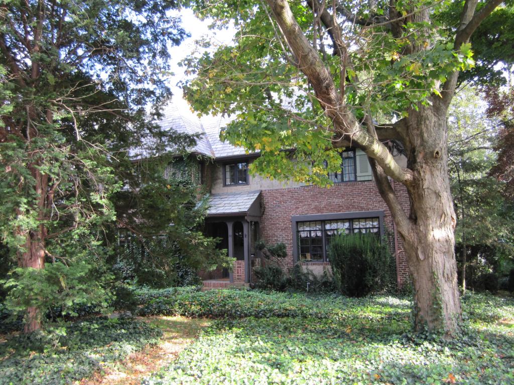 MLS #/Web ID: 2720791