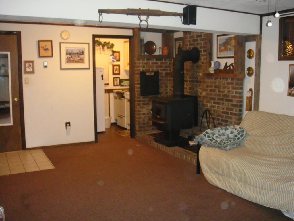 16 CANTERBURY RD