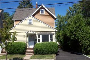 42 WALNUT ST