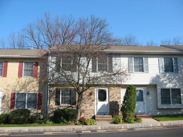 MLS #/Web ID: 2726591