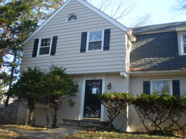MLS #/Web ID: 2728791