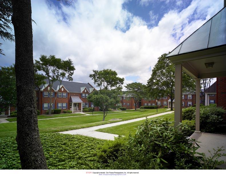 44 CENTER GROVE RD