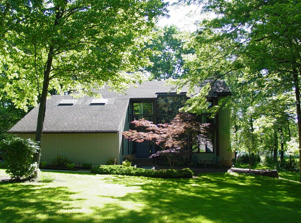 30 WILLOW BROOK LN