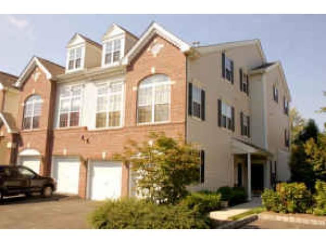 MLS #/Web ID: 2615392