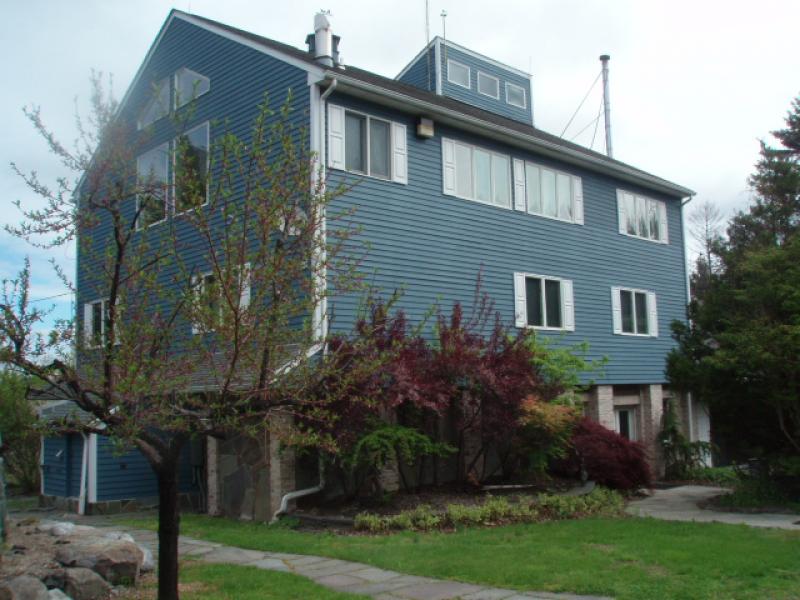 MLS #/Web ID: 2686892