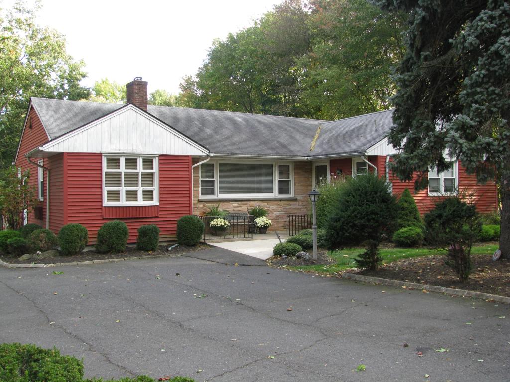 1814 RARITAN RD