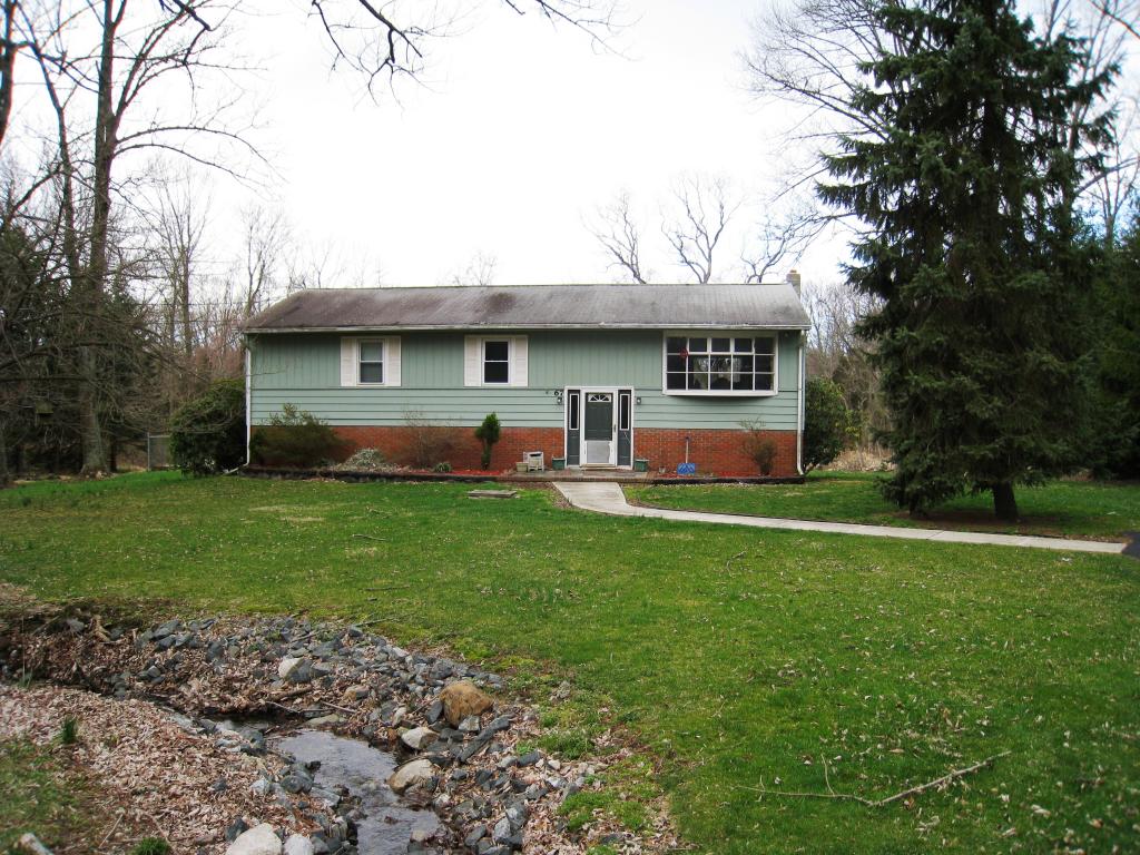 67 GREEN POND RD