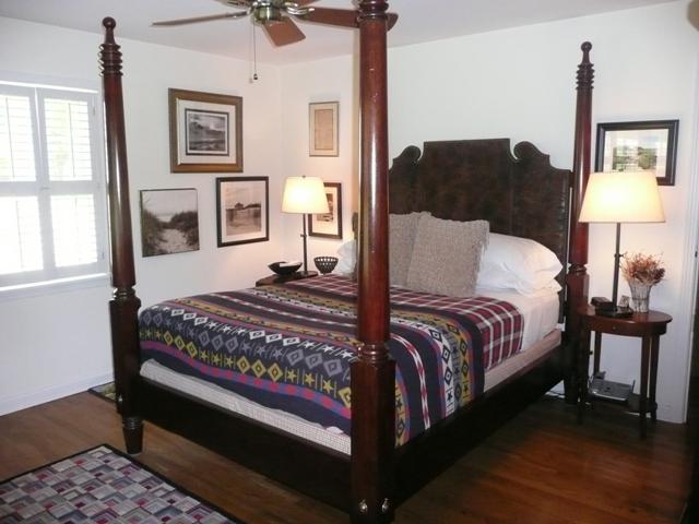 4 FREDERICK PL