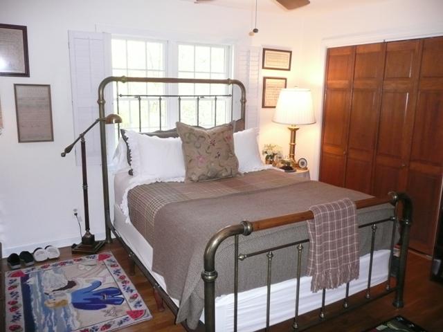 4 FREDERICK PL