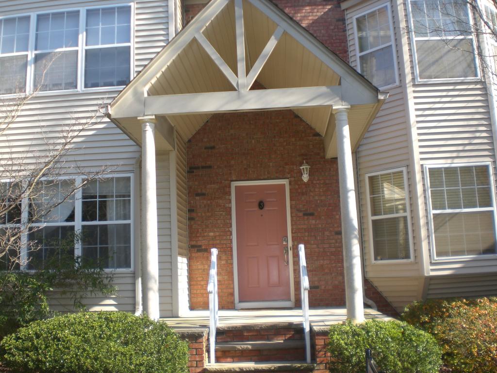 MLS #/Web ID: 2729092