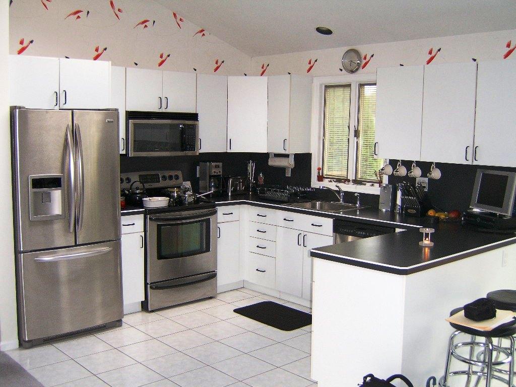 26 GLENBROOK RD