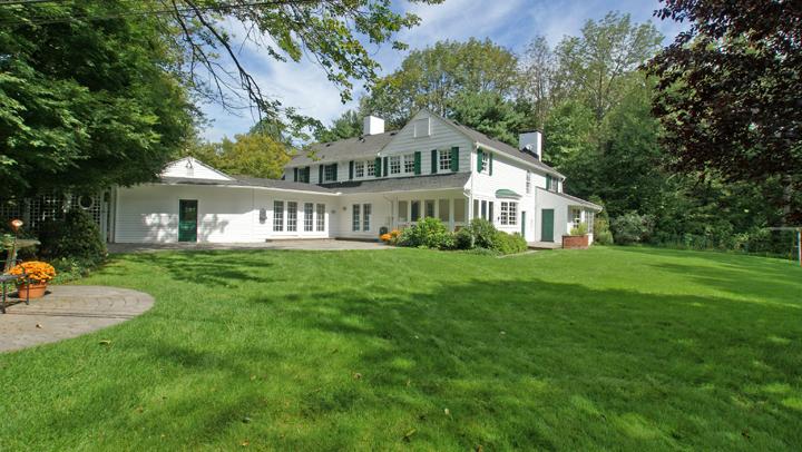 3 BEECHCROFT RD