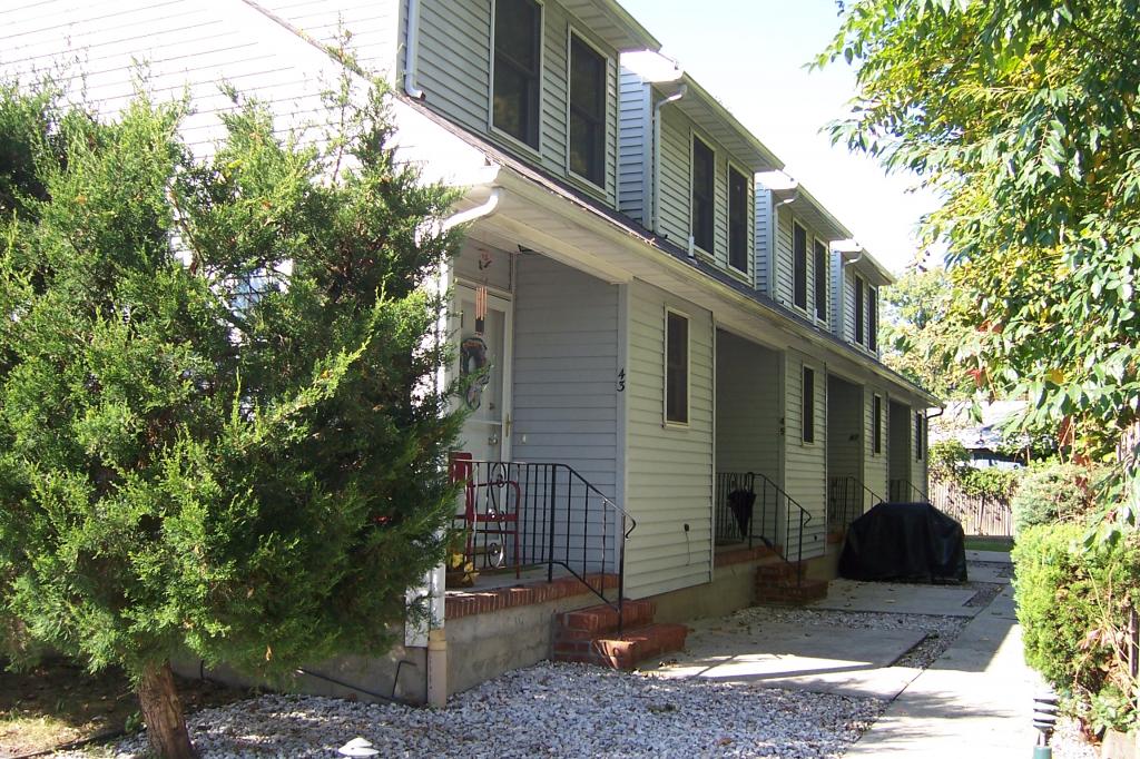 45 SCHOOL ST