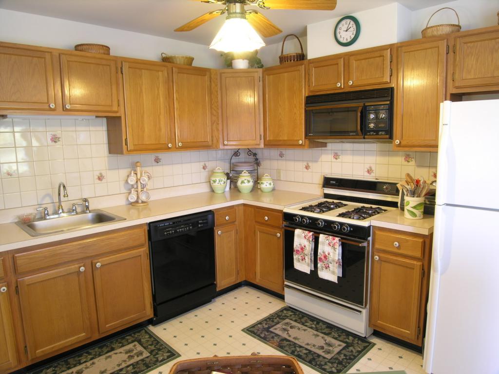 107 REYNARD DR