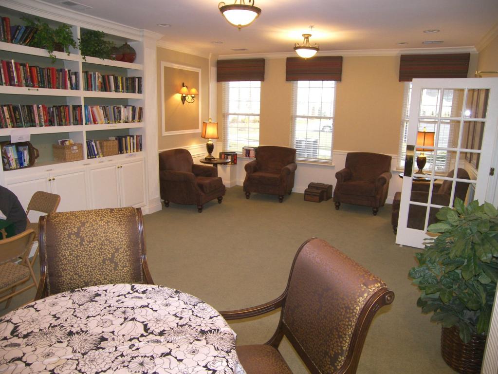 MLS #/Web ID: 2722993
