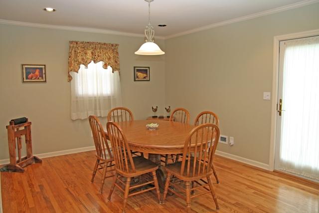 MLS #/Web ID: 2724493
