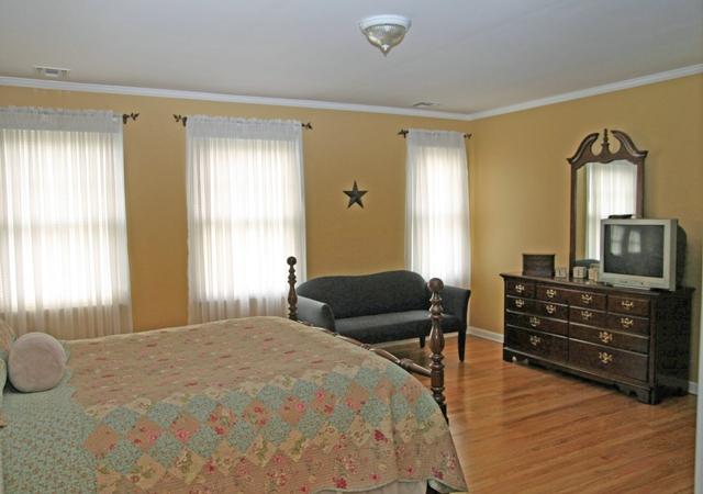 MLS #/Web ID: 2724493