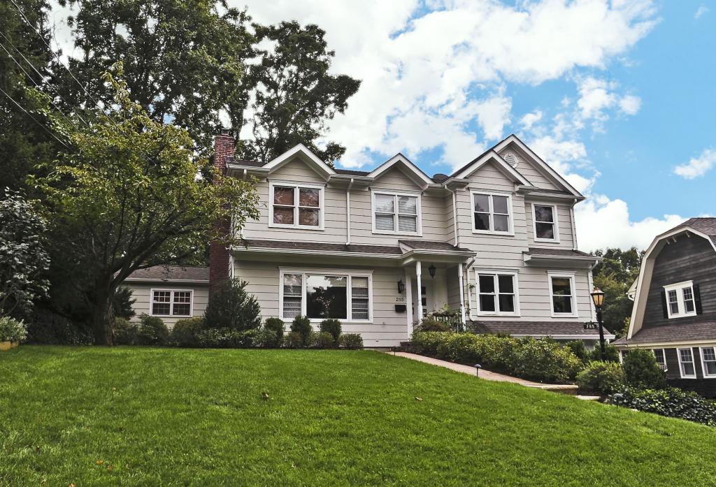 285 LUPINE WAY