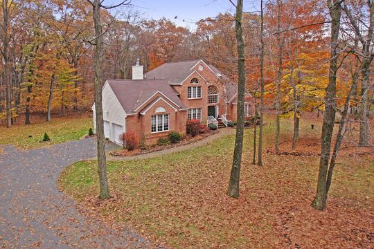MLS #/Web ID: 2725393