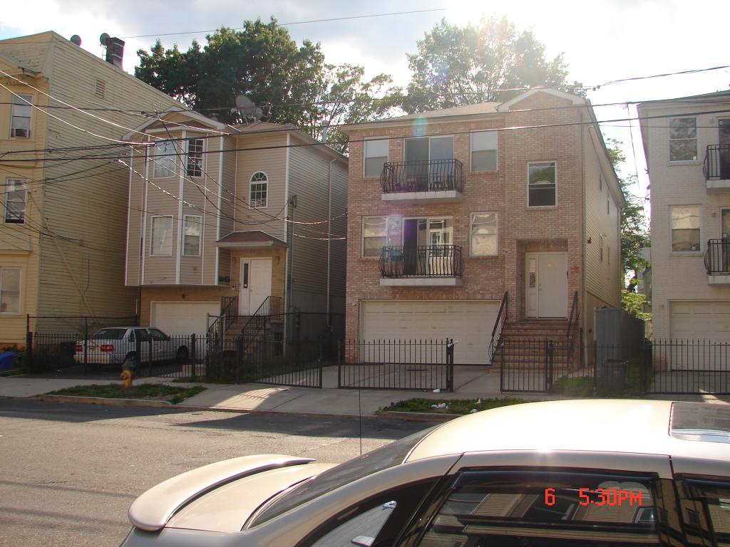 MLS #/Web ID: 2689494