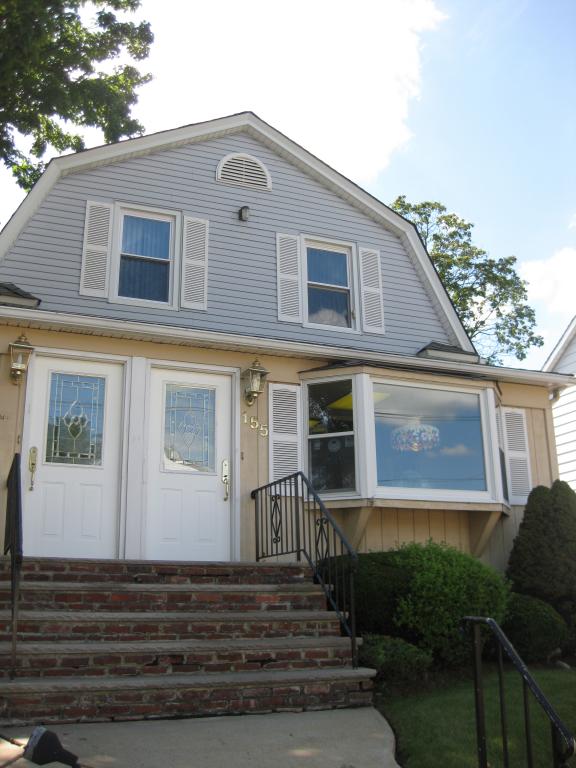 MLS #/Web ID: 2712294