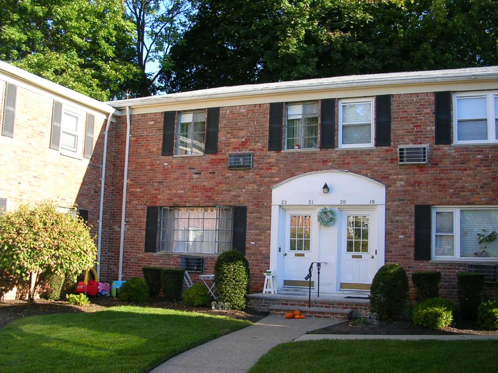 MLS #/Web ID: 2719294