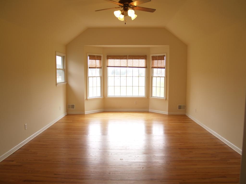 14 SAMUEL WILLSON LN