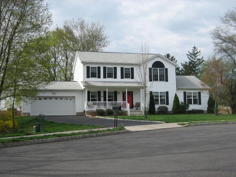 580 PERLEE AVE