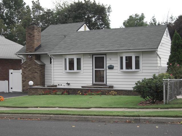 26 CHAMBERLAIN AVE