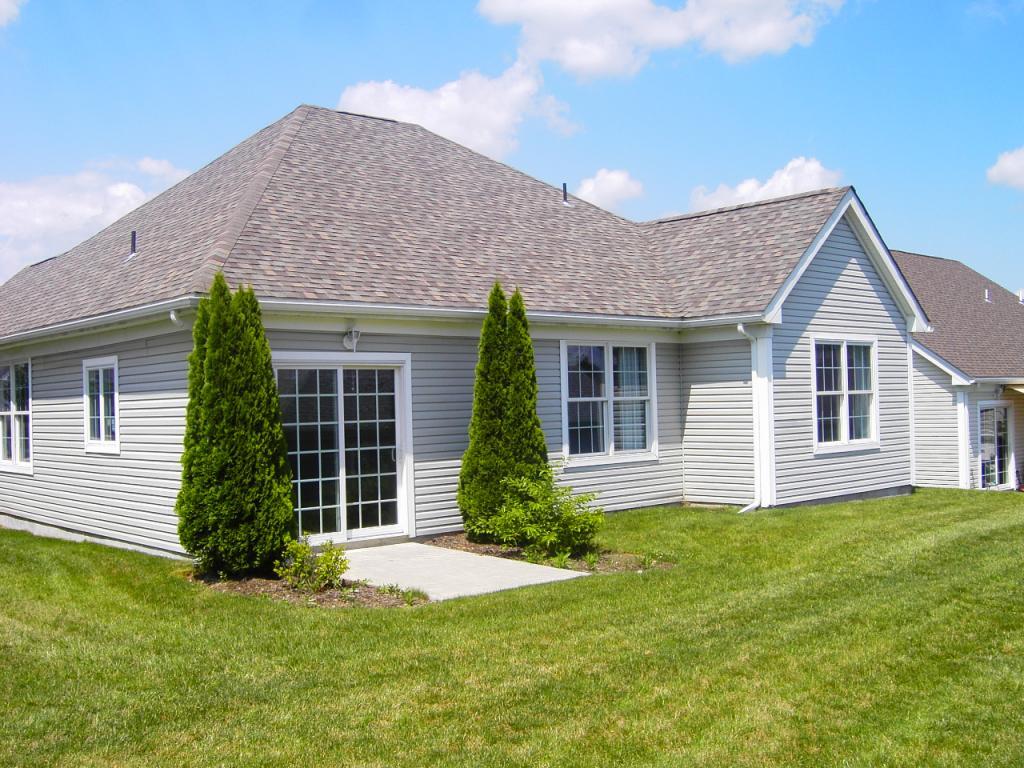 MLS #/Web ID: 2726294
